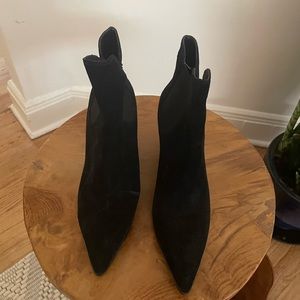 Kendall & Kylie slim ankle bootie